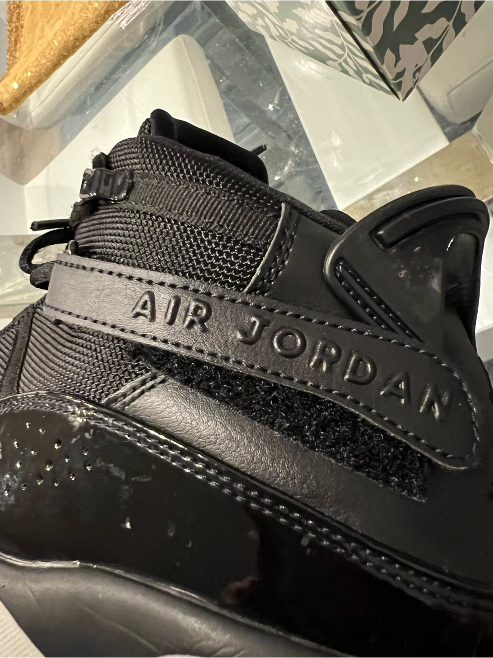 Jordan 6 Rings "Black Ice" sneakers in a black and white
No Box - Picture 6 of 8
